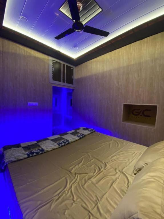 Namo Guest House Only For Indians فاراناسي المظهر الخارجي الصورة
